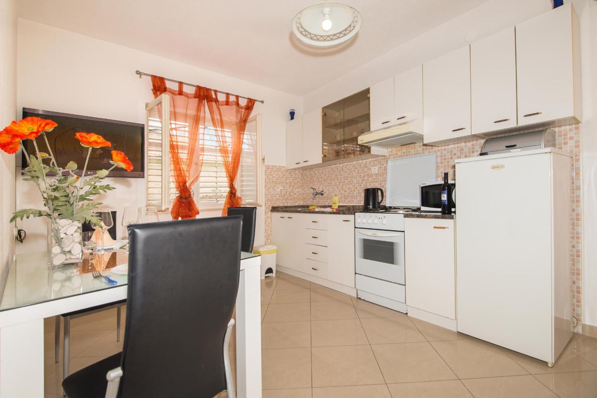 Apartments Marieta Макарська Номер фото