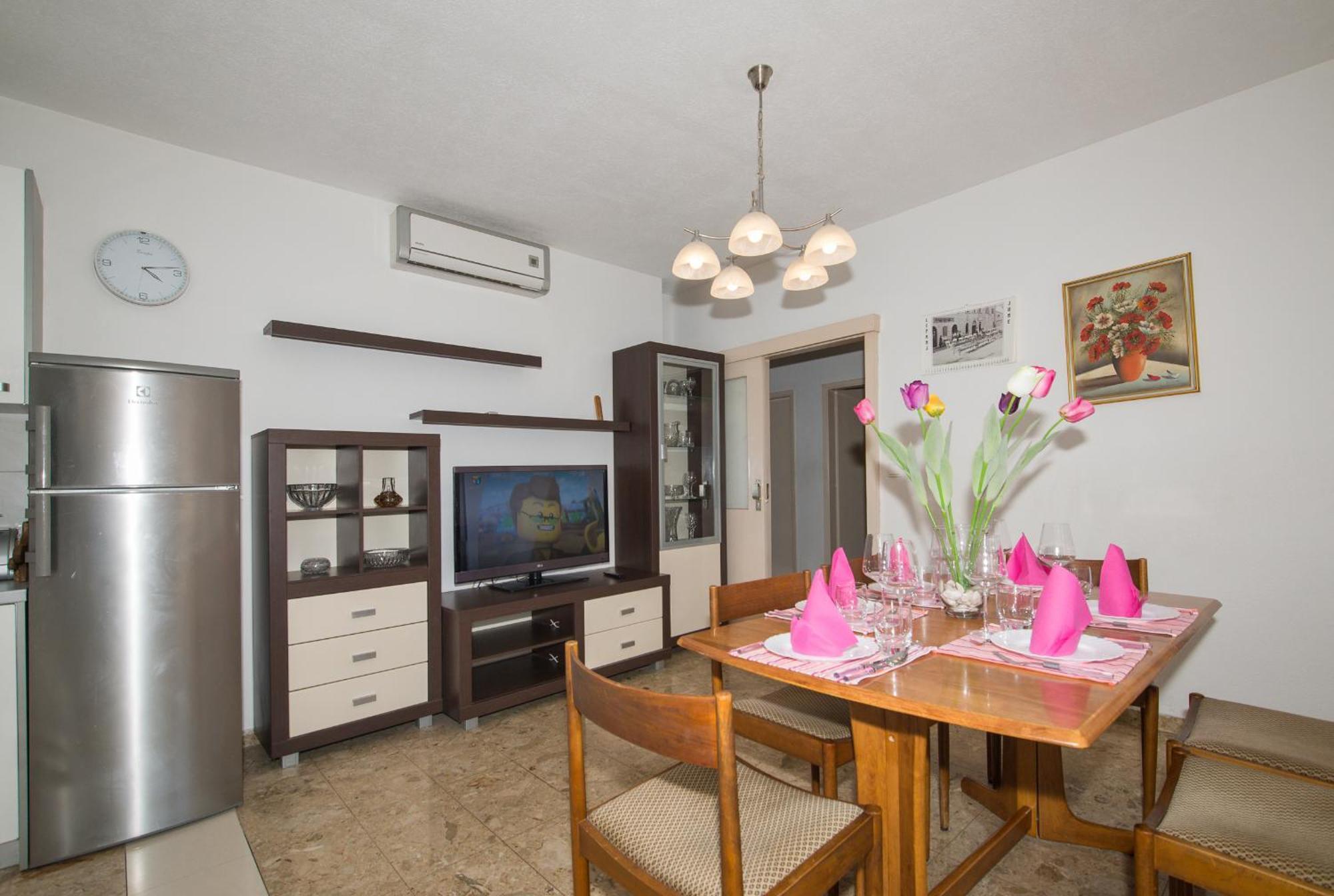 Apartments Marieta Макарська Номер фото