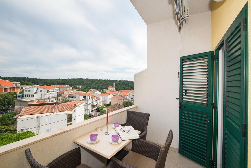 Apartments Marieta Макарська Екстер'єр фото