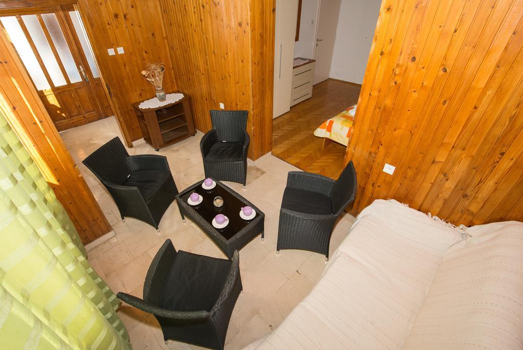 Apartments Marieta Макарська Екстер'єр фото
