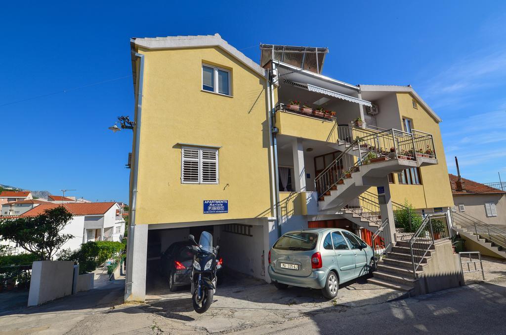 Apartments Marieta Макарська Екстер'єр фото